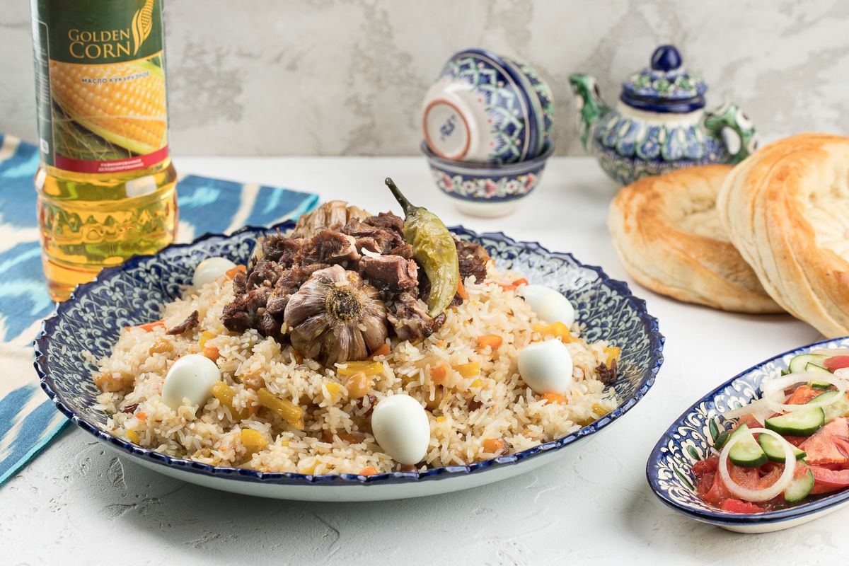 За ташкентськими традиціями: рецепт смачного плову. Без плову не обходиться жоден захід, тому вміти його готувати повинна кожна господиня.