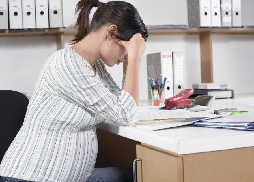 Наявність порушень у мозкових структурах дитини залежить від того, чи відчувала мати стрес під час вагітності. Жінкам важливо уникати стресів під час вагітності.
