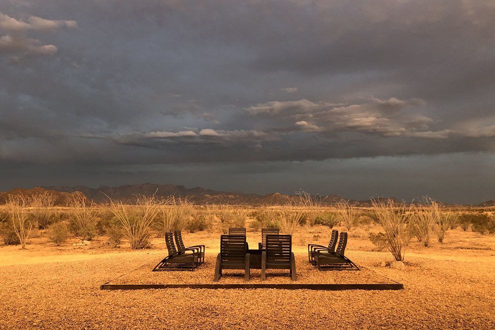 Екологічний готель Willow House посеред техаської пустелі. Нове місце для відпочинку з найближчими.