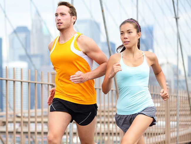 Як заняття спортом впливає на організм людини: 4 незвичайні переваги. Фізична активність допоможе мати не тільки гарне тіло, а й здоров'я в цілому.