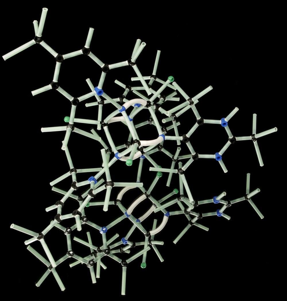 Хіміки створили новий вид полімерних блоків. Дослідники з Університету штату Делавер та Пенсильванського університету створили нову фундаментальну одиницю полімерів — «бандлмери».