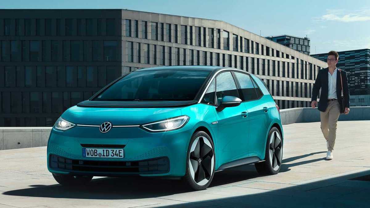 Volkswagen почав виробництво авто «доступного для мільйонів». Компанія офіційно почала серійне виробництво свого електромобіля-кросовера ID.3 за $ 33,5 тис.