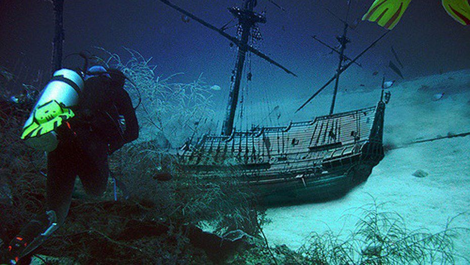 В Естонії знайдено затонулий у XV столітті корабель з консервами 1960-х років. Вчені мають намір встановити точний вік і походження судна.