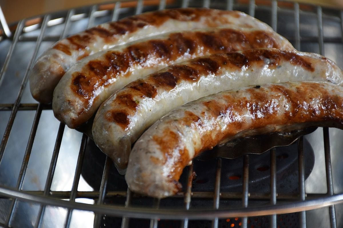 смачна домашня ковбаса: 99% м'яса без желатину й оболонки