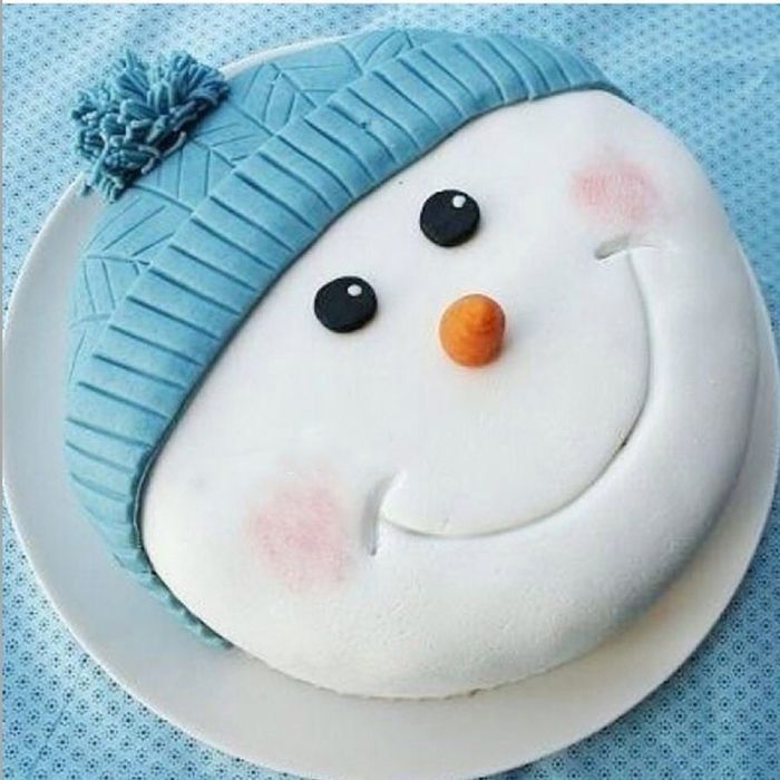 Новорічний торт для дітей "Сніговик". Торт «Сніговик» — це чудова прикраса дитячого новорічного святкування.