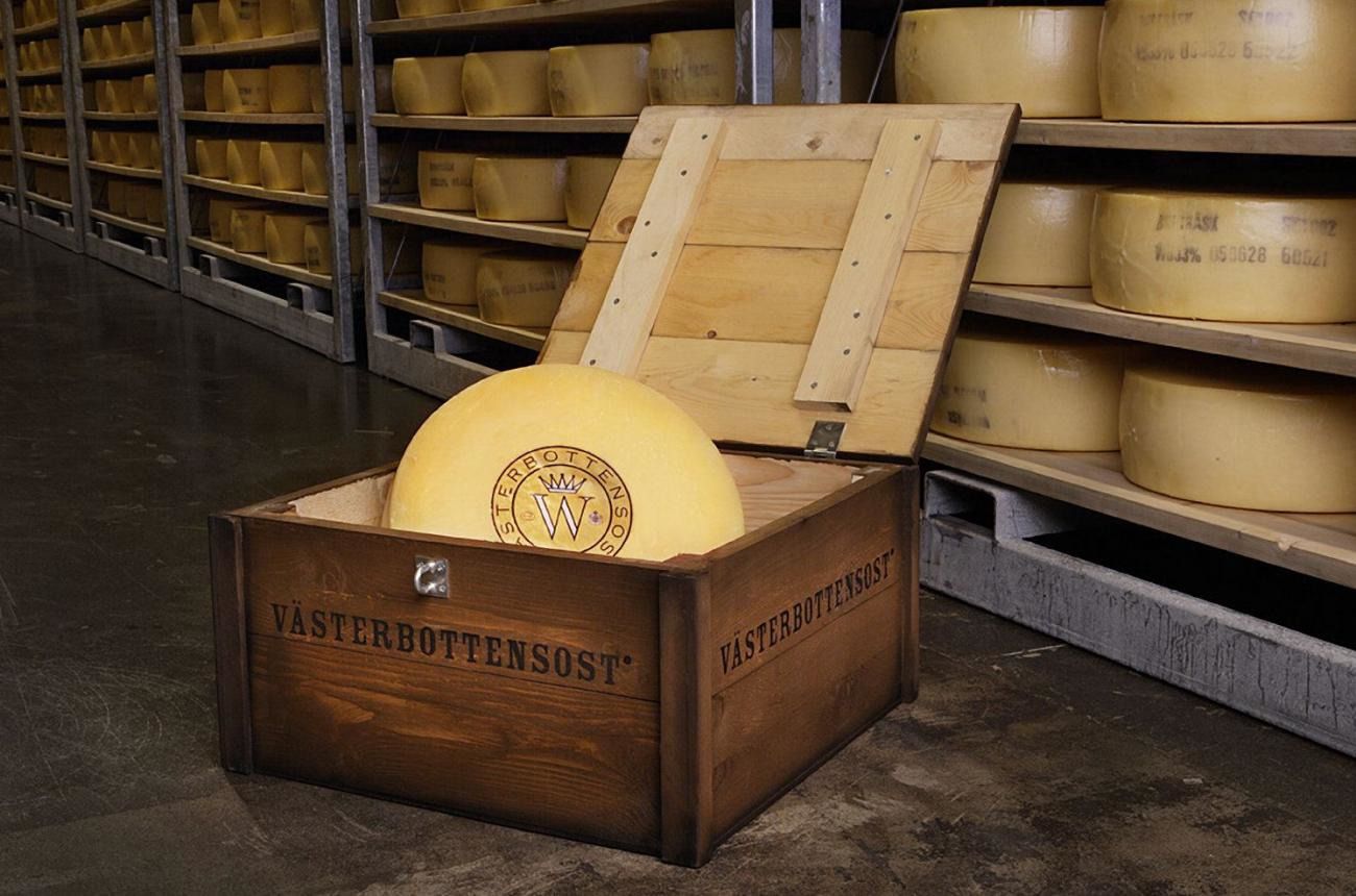 Цей сир можна зробити тільки в маленькому шведському селі, і ніхто не знає чому. Це залишається загадкою для вчених.
