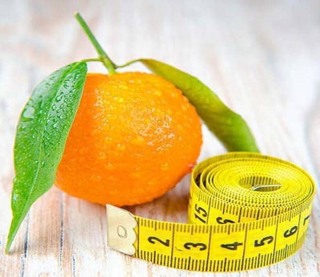 Вчені довели, що мандарини можуть допомогти людям позбутися зайвої ваги. Тим, хто хоче схуднути, варто додати у свій раціон мандарини.
