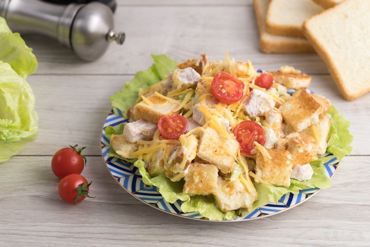 Апетитний салат "Без проблем" — ви будете приємно вражені його смаком. Виходить легким, соковитим і дуже смачним.