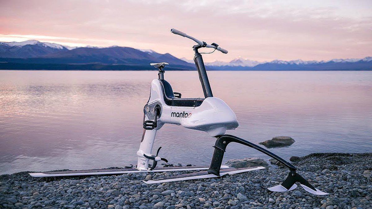 Новинка у світі водного екстриму: водний електровелосипед Manta5. Інженери показали новий спосіб пересування по воді і це щось дійсно незвичайне.