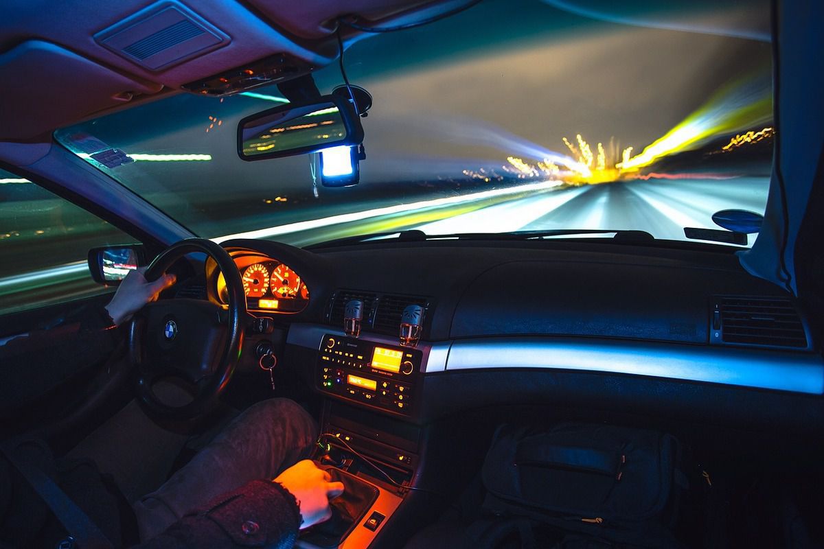 Поради водіям: що треба пам'ятати при нічному керуванні автомобілем. Найпоширеніші помилки водіїв в темний час доби.