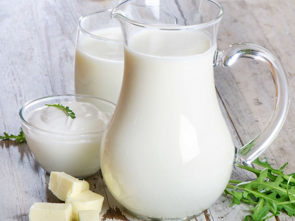 Вчені розповіли, як молоко впливає на тривалість життя. Як пов'язано вживання молока і тривалість життя.