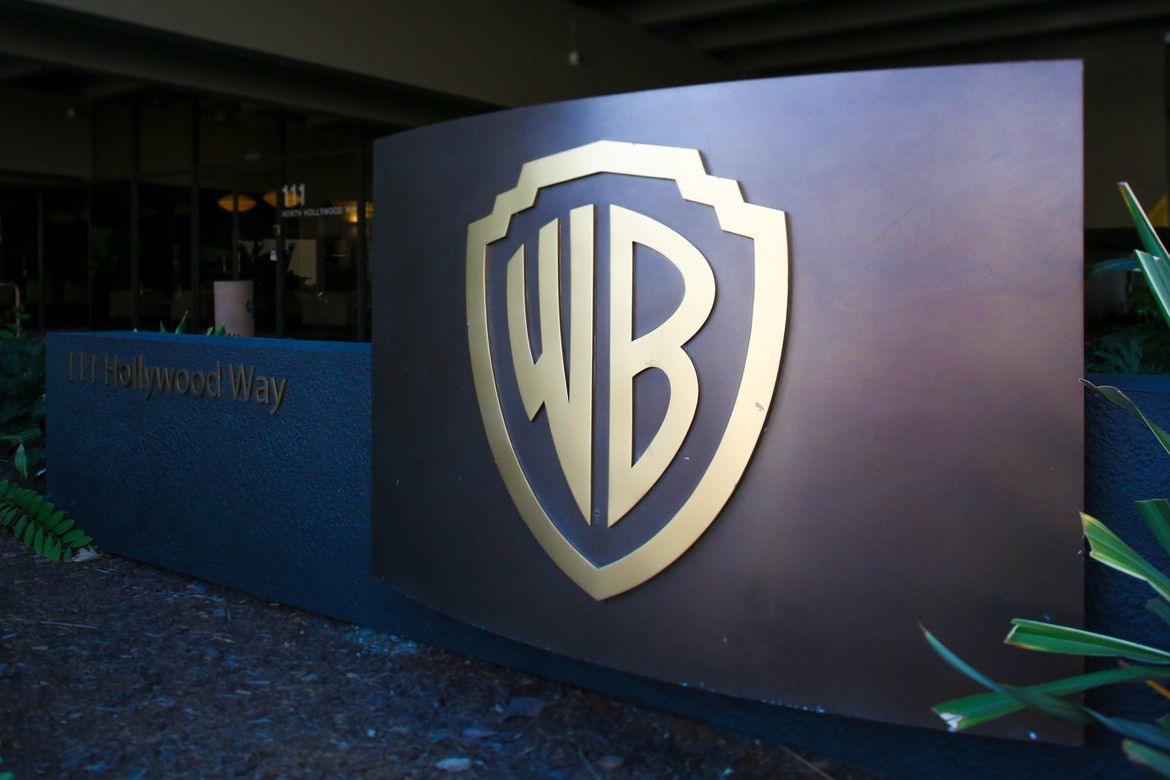 Warner Bros буде передбачати успіх фільмів з допомогою штучного інтелекту. Штучний інтелект почне допомагати менеджерам.