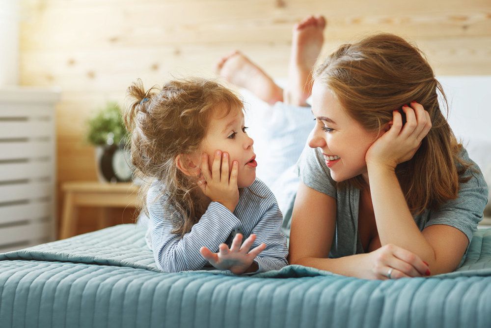 10 золотих правил у вихованні дітей, яких варто дотримуватися всім батькам. Це секрети, які допоможуть виховати добрих і щасливих людей.
