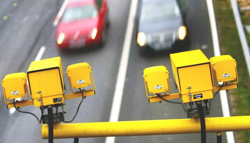 В Україні запустять нову систему автофіксації порушень правил дорожнього руху. На дорогах з'явиться ще більше відеокамер.