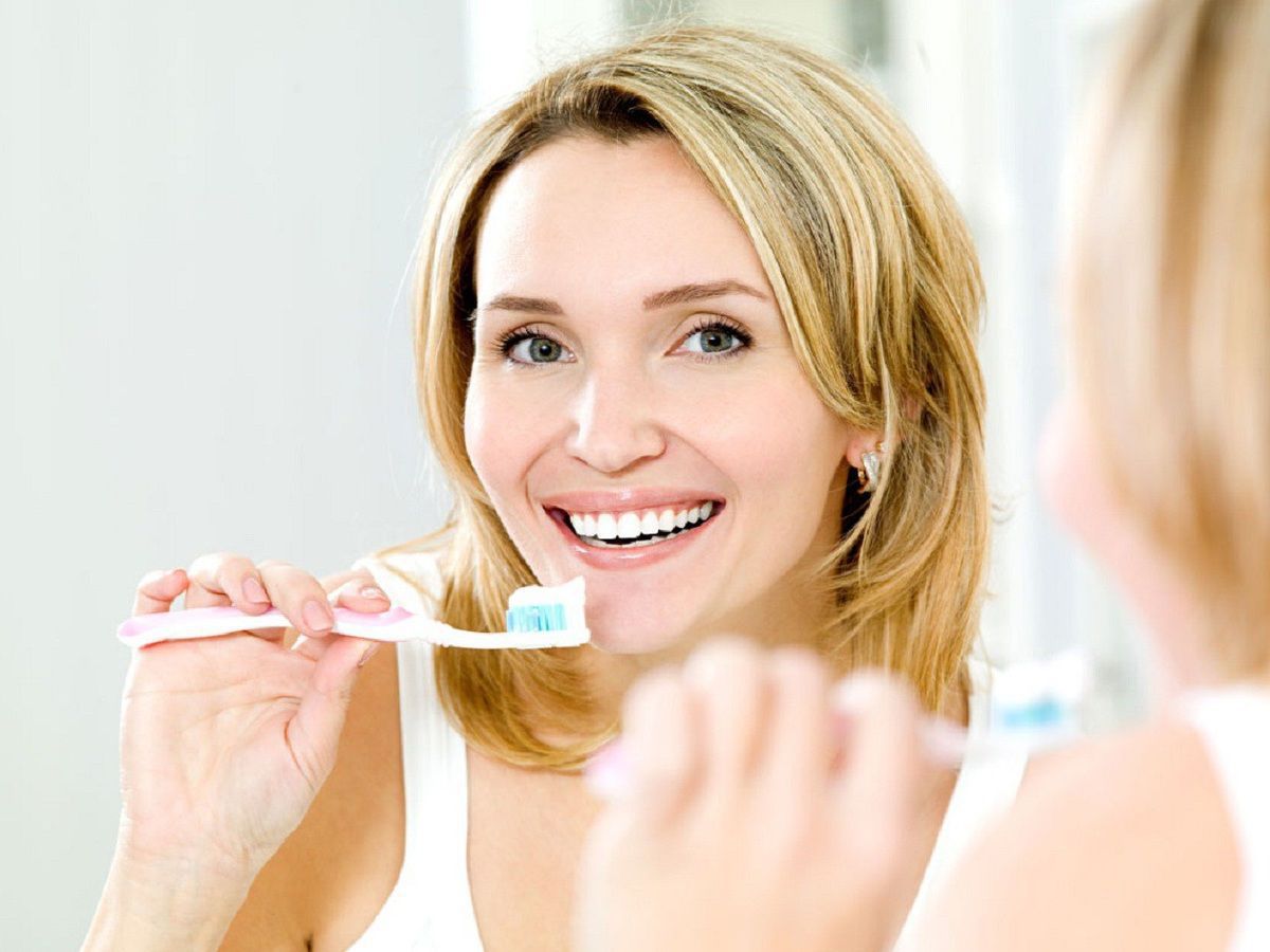 12 порад, які допоможуть зберегти здоров'я зубів. Як правильно доглядати за зубами, щоб зберегти їх здоров'я.