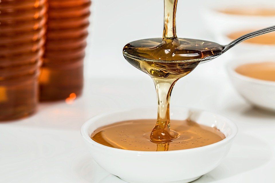 Властивості та користь меду для організму людини