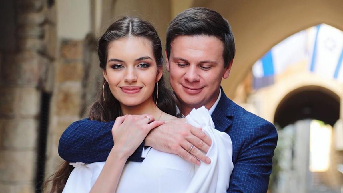 Дмитро Комаров розповів, який подарунок зробив дружині на День Закоханих. Це дуже романтичний сюрприз.