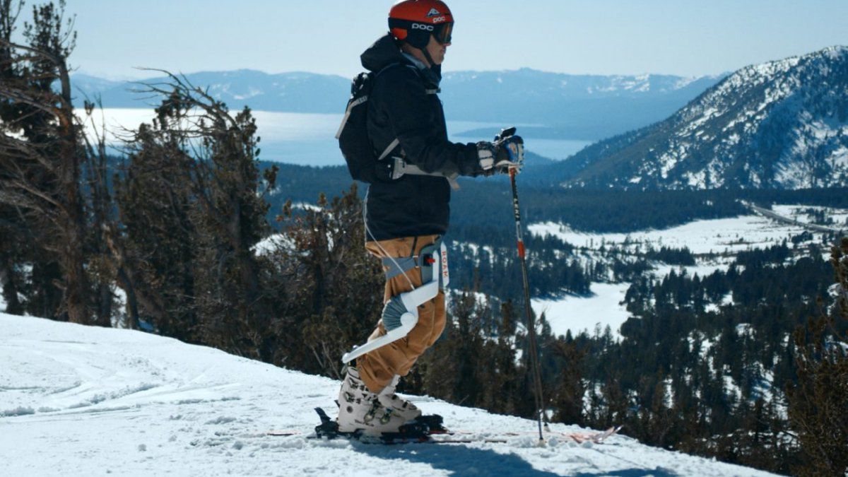 Американська компанія презентувала прототип екзоскелета для лижників. Представлений прототип повинен зняти навантаження з ніг спортсменів та подовжити час катання.