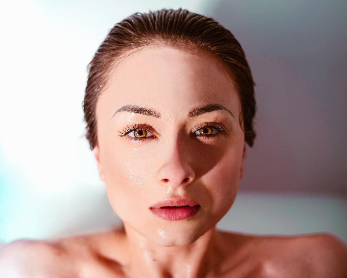Косметологи дали корисні поради, як доглядати за шкірою обличчя навесні. 7 ефективних порад.