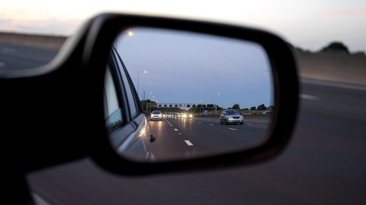 "Сліпа зона" авто — це міф чи реальність. Розбираємося з цим популярним поняттям.