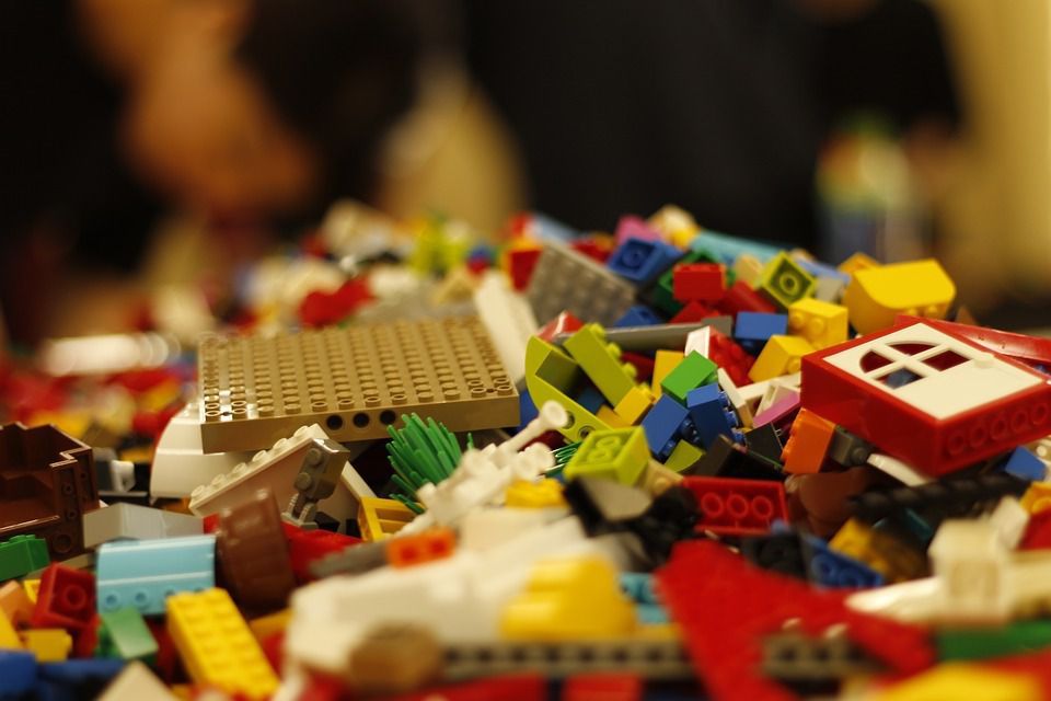 Викинуті деталі Lego можуть зберігатися в навколишньому середовищі до 1300 років. Британські вчені оцінили швидкість розкладання пластикового сміття.