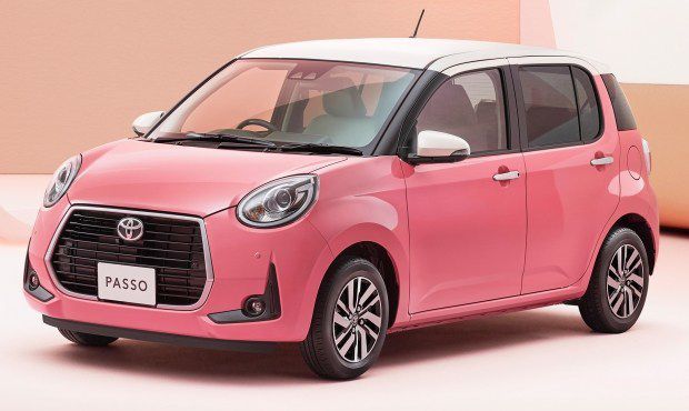 Toyota здійснила мрію всіх дівчат: випустила суто дівчачий автомобіль. Японці презентували компактний автомобіль спеціально для дівчат.