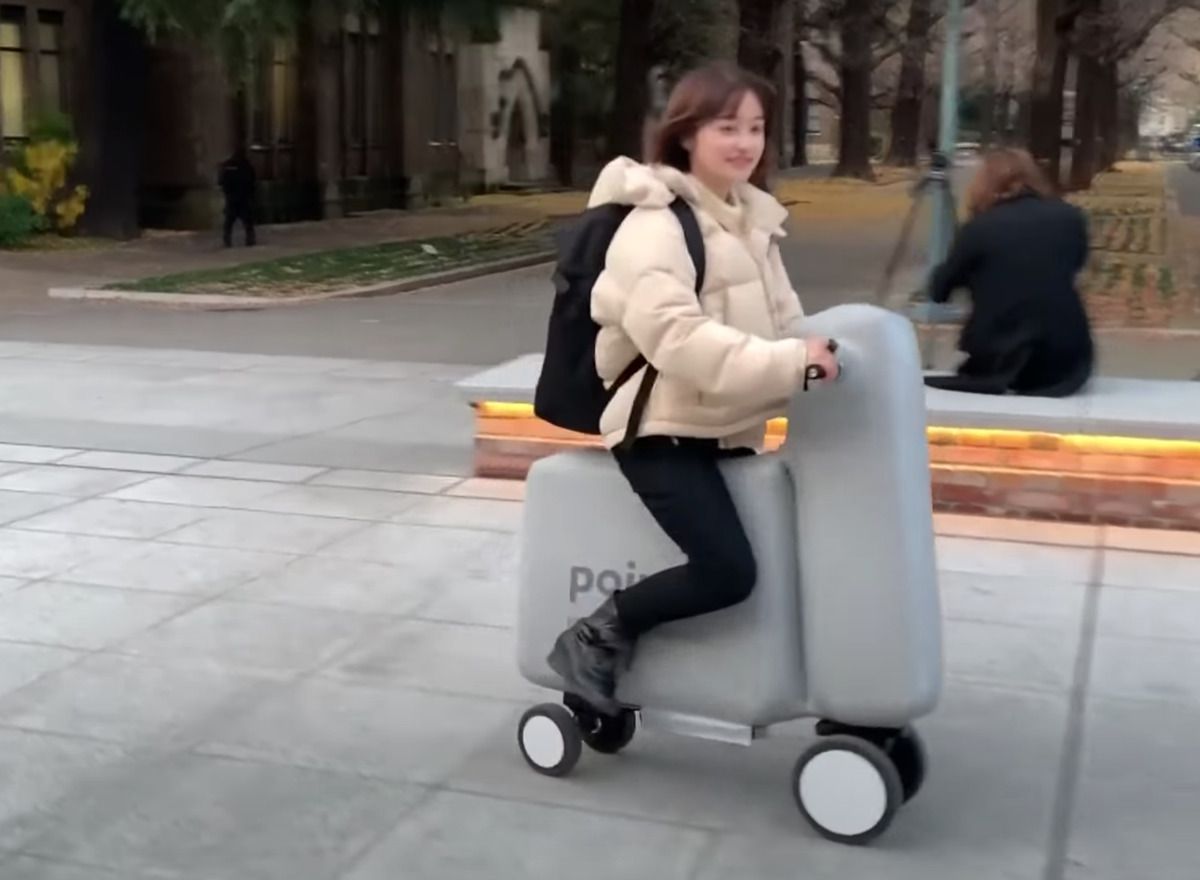 Надувний електровелосипед звучить, як фантастика, але це вже реальність — винахідники створили надувний електробайк з майбутнього. Японці створили надувний електровелосипед, який легко поміщається в рюкзак.