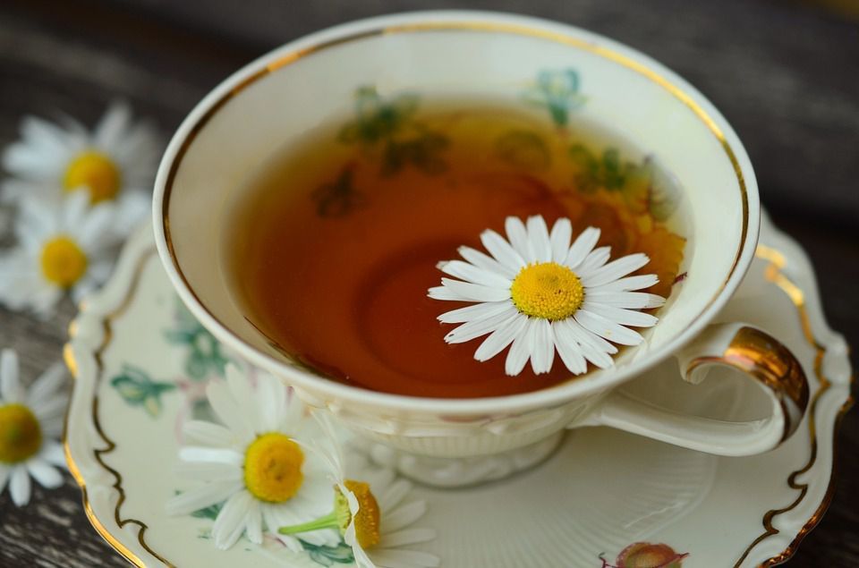 В яких випадках природними ліками може бути просто чай. 10 випадків, коли допоможе чай.
