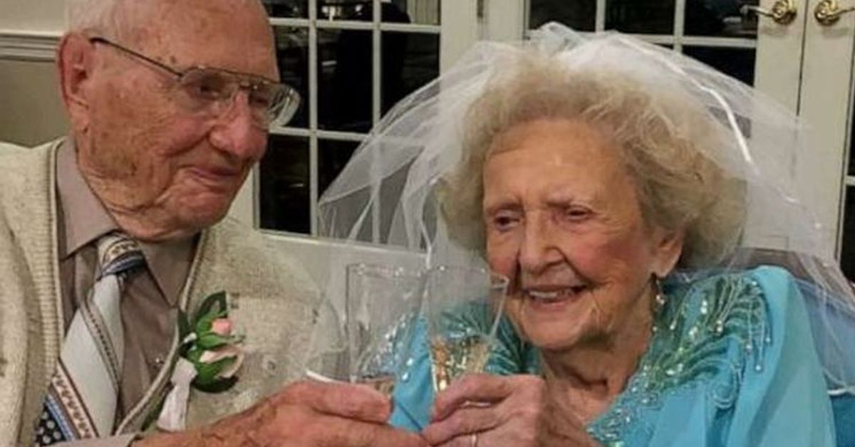 Кохати можна будь-коли: історія пари, яка вирішила одружитися у 100-літньому віці. Навіть у літньому віці можна створити родину і щиро кохати одне одного.