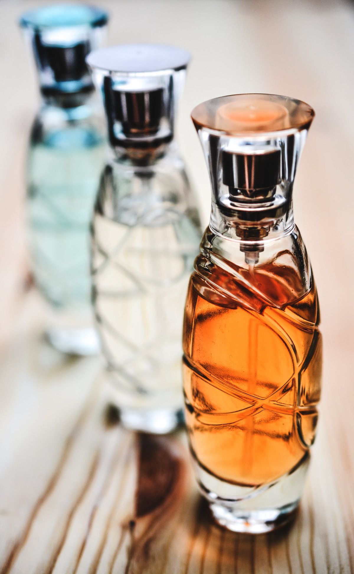 Нескладні правила зберігання улюблених парфумів. Як зберегти парфуми у відмінному стані.