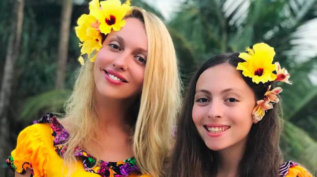 Оля Полякова прокоментувала стосунки 15-річної доньки Маші з новим бойфрендом. Співачка зізналася, як ставиться до хлопця старшої дочки.