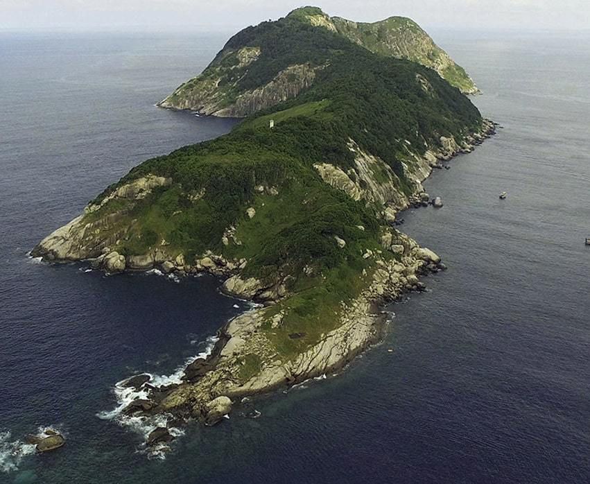 Чому острів Кеймада-Гранді вважається найнебезпечнішим на планеті. Острів Кеймада-Гранді закритий для туристичних відвідувань.