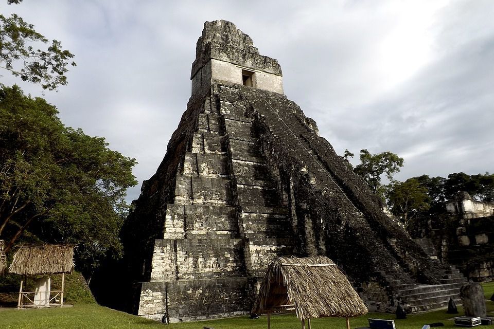Вчені з'ясували, що змусило індіанців майя покинути одну з своїх найбільших столиць. Майя могли залишити своє місто через ртуть.