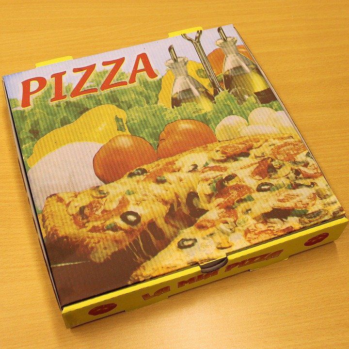 Бельгієць дев'ять років отримував піцу від незнайомця і залишився незадоволений. А почалося все у 2011 році.