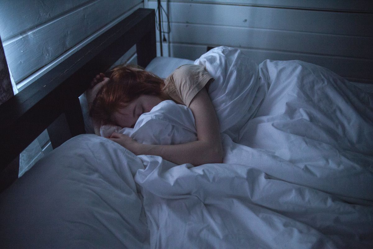 Вчені розкрили, чим пізній сон небезпечний для підлітків. Хвороби, які найчастіше зустрічаються у любителів пізно лягати спати.
