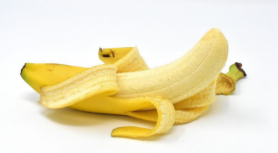 Що станеться з організмом людини після щоденного вживання бананів. Банани допоможуть подолати багато проблем зі здоров'ям.