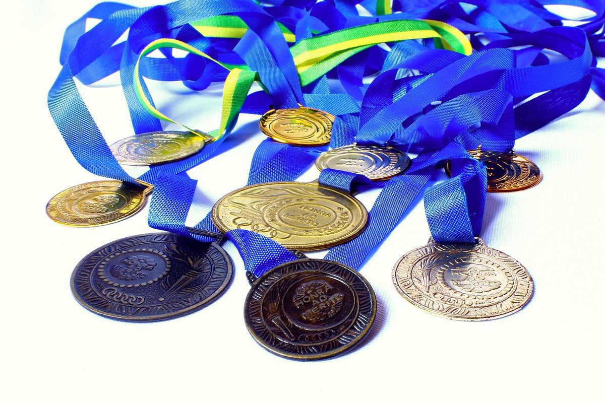 Чому спортсмени кажуть, що бронзова медаль приносить більше радості, ніж срібна. Народна прикмета чи психологічний фактор.