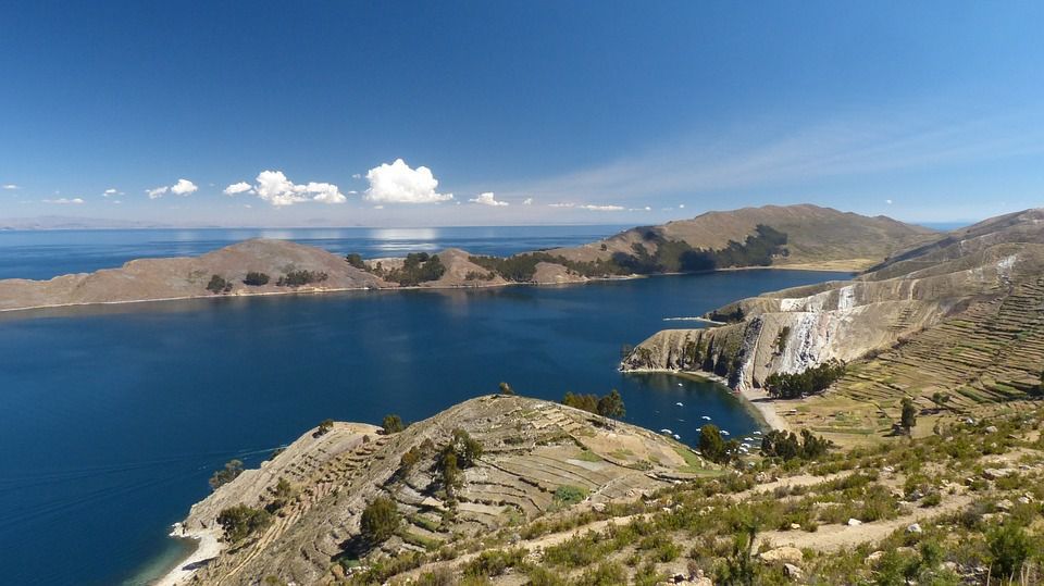Дивовижний артефакт підняли з дна високогірного озера Тітікака. Знахідка доводить, що озеро було місцем паломництва інків.