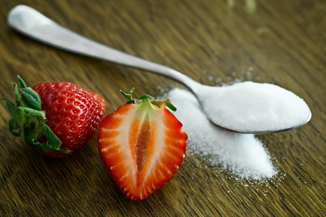 Як зробити цукровий скраб в домашніх умовах. Домашні цукрові скраби, які ефективно очищають і зволожують шкіру.