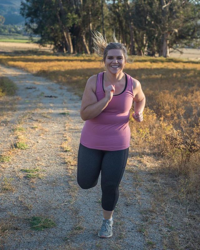 Дівчині вдалося позбутися 56 кілограмів протягом року. І у цьому їй допомогли 5 простих правил. Для схуднення дівчині не довелося відвідувати спортзал.