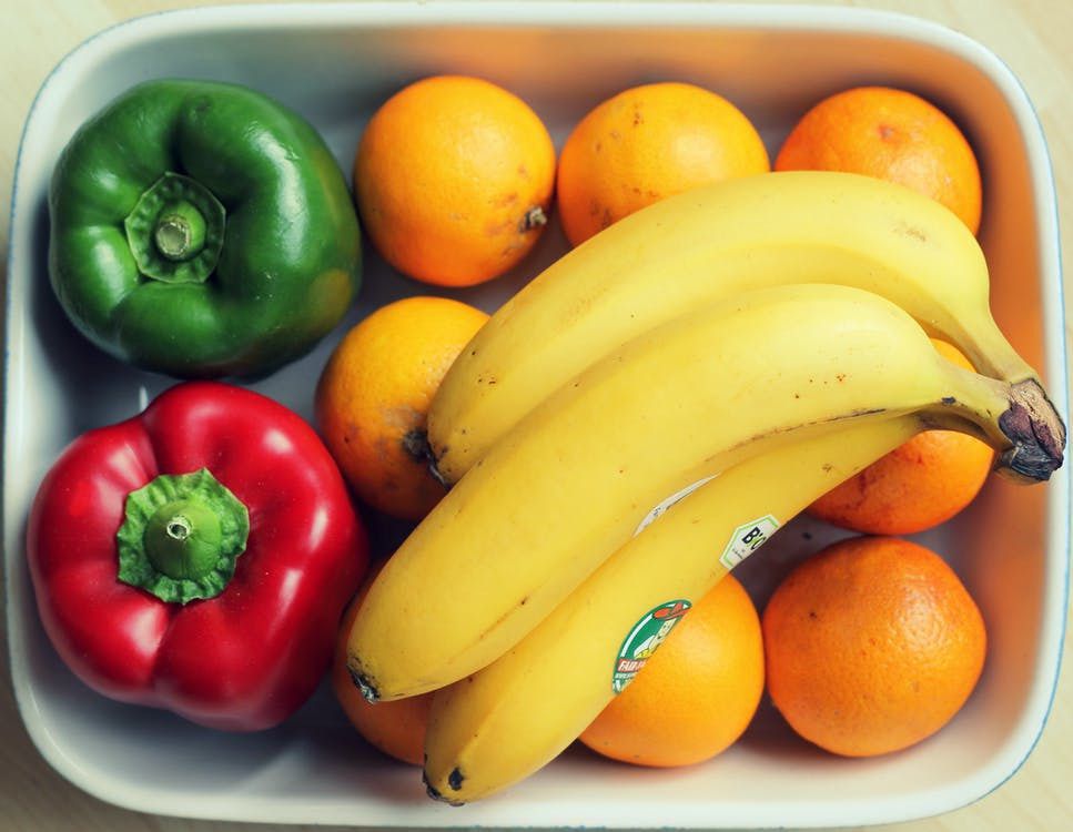 Як правильно їсти фрукти та овочі, щоб вони приносили більше користі для організму. Декілька простих правил.