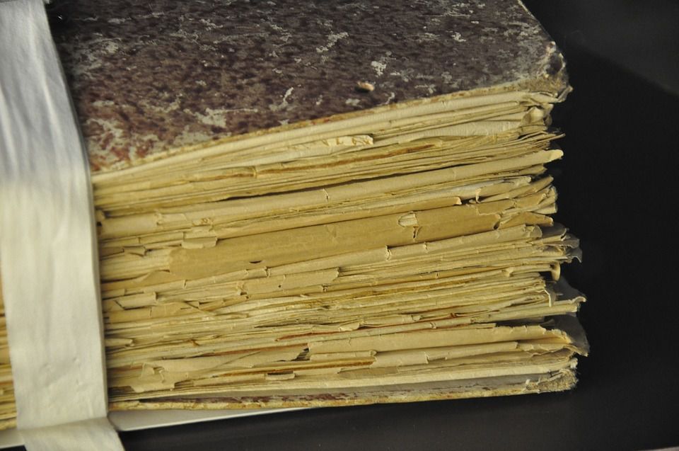 Уривок рідкісного релігійного рукопису XV століття був знайдений археологами у Великобританії. Також вчені знайшли стародавні тканини і пачку цигарок.
