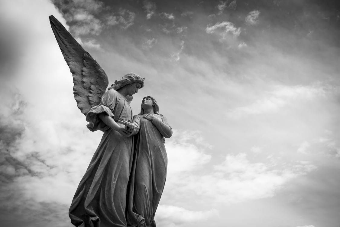 Як правильно спілкуватися з янголами-охоронцями — 8 головних правил. Про допомогу і підтримку в янголів треба просити правильно.