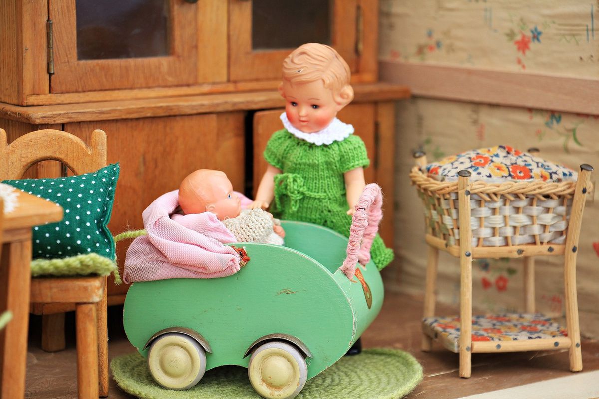Вчені з'ясували, як гра в ляльки допомагає дітям розвиватися. Фахівці провели цікавий експеримент.