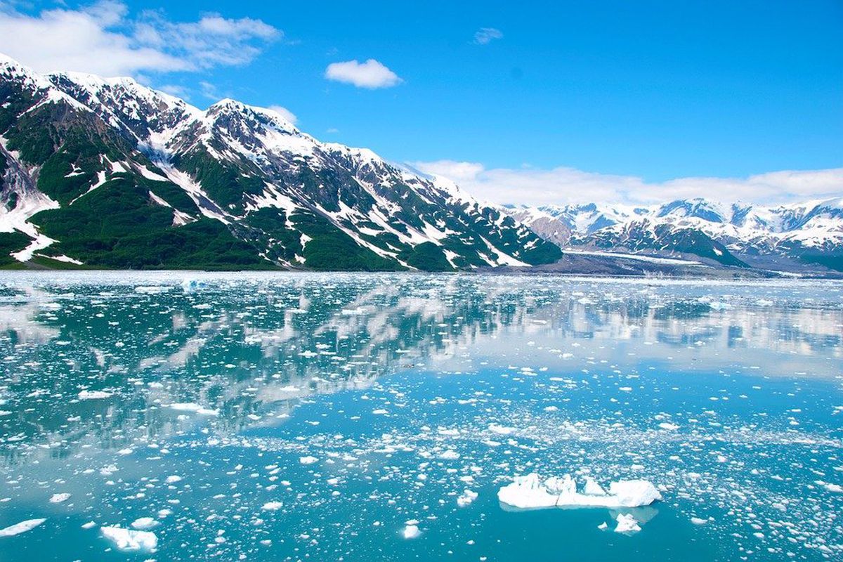 Вчені попереджають, що танення льоду на Алясці може викликати "мегацунамі". Глобальне потепління викличе величезні хвилі по всьому світу.