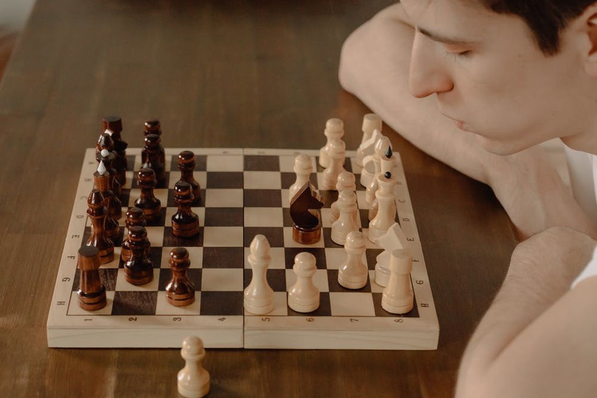 Вчені вияснили, у якому віці шахісти проявляють найбільшу майстерність. Для цього дослідникам довелося проаналізувати історію шахових партій за останні 125 років.