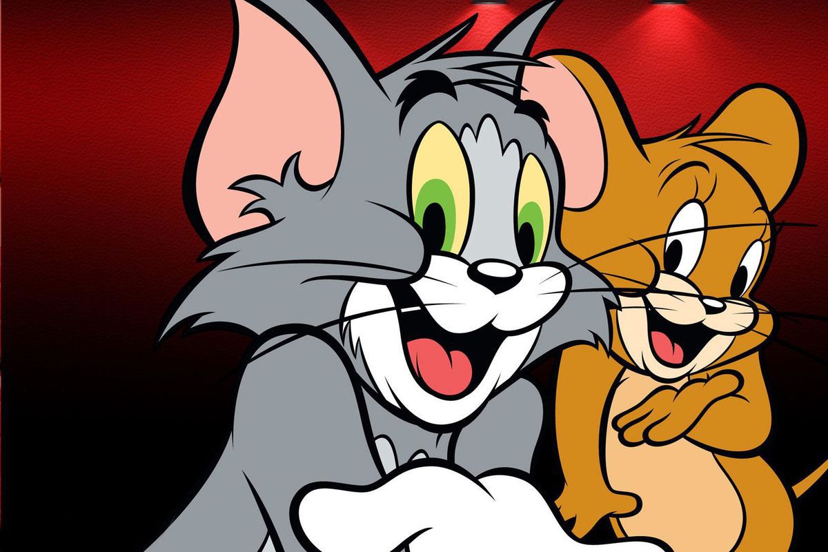 У Китаї зняли на відео кота і мишу, які поводилися як головні персонажі мультсеріалу «Том і Джеррі», тільки більш дружньо. Кішка помітила на вулиці мишку, але не поспішала завдавати їй шкоди.