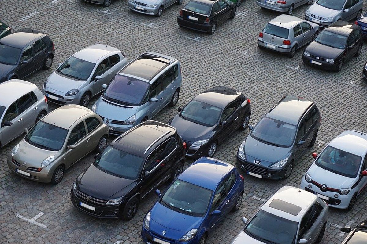 "Гнучкий" тариф: в Україні будуть платити за паркування по-новому. У Кабміні планують ввести нововведення.