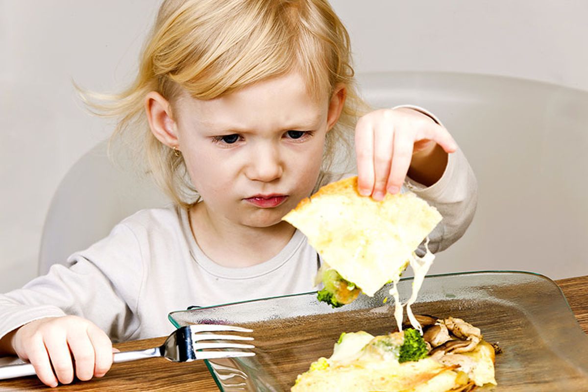Як налагодити з дитиною відносини стосовно вживання їжі: корисні поради. Можна налагодити з дитиною відносини стосовно харчування.