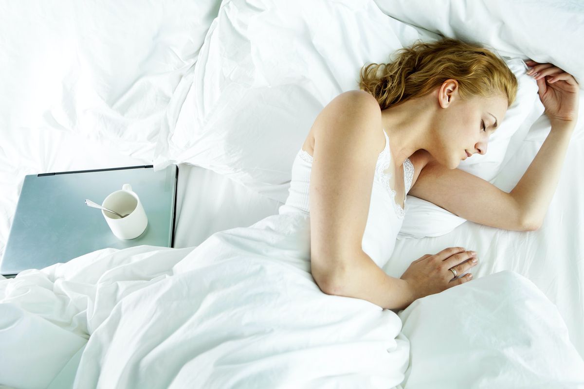"Я вже давно не сплю з чоловіком в одному ліжку" — цю фразу часто можливо почути від жінок за п'ятдесят. Це дуже поширене явище.